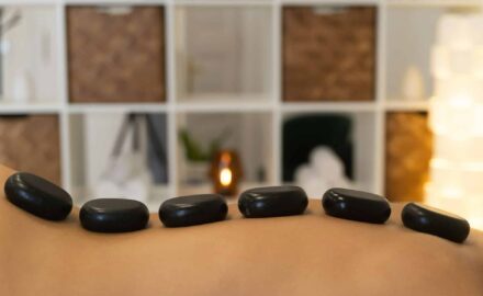 Comparison of naturist vs. traditional massage - image 1